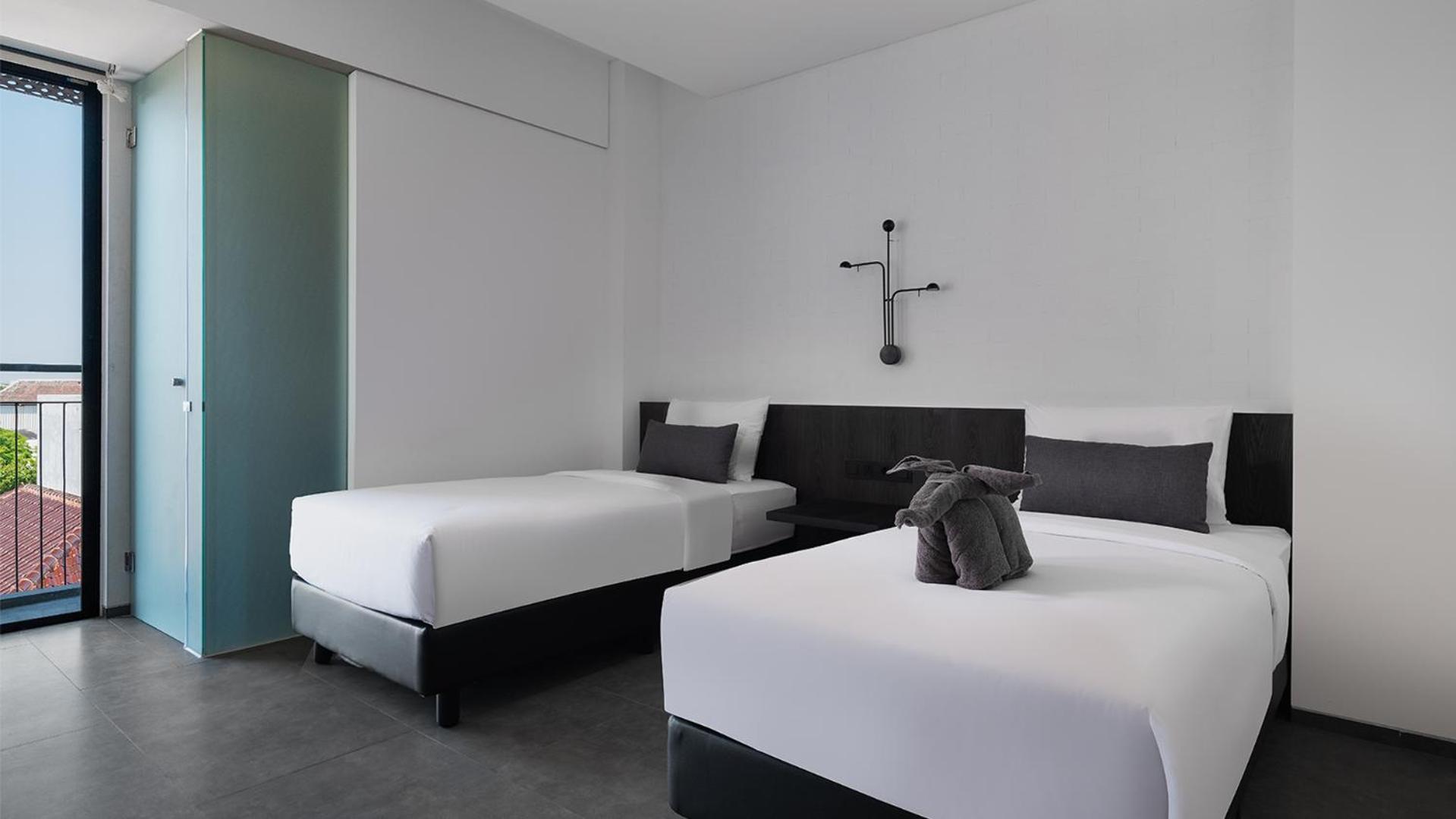 Rez Hotel Semarang Luaran gambar