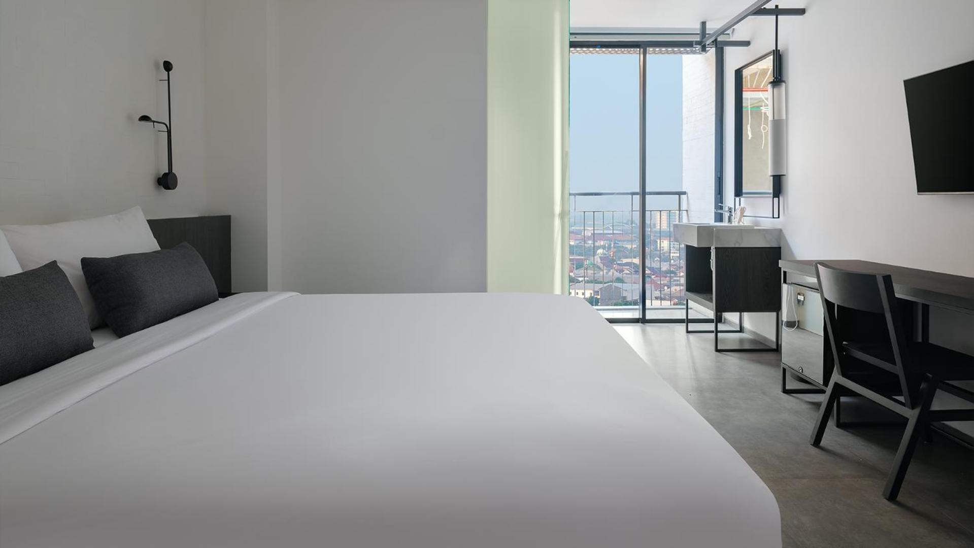 Rez Hotel Semarang Luaran gambar
