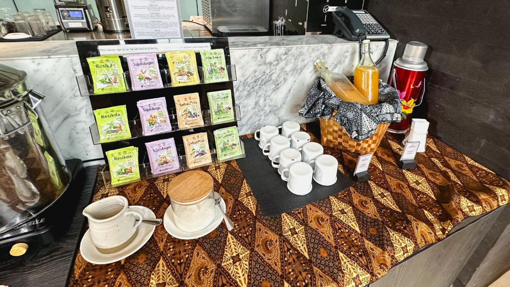 Rez Hotel Semarang Luaran gambar